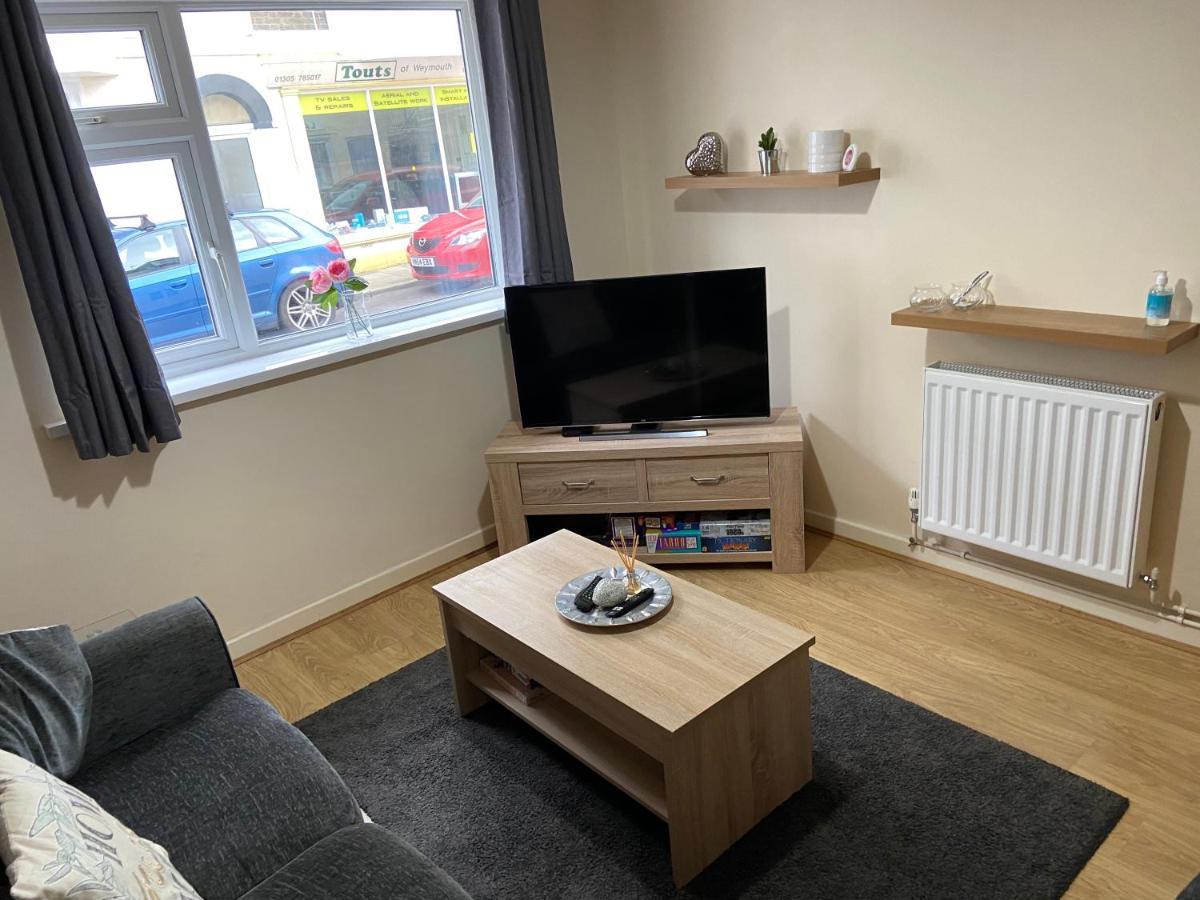 Cosy 3-Bedroom House, Stones Throw To Beach Weymouth Exteriör bild