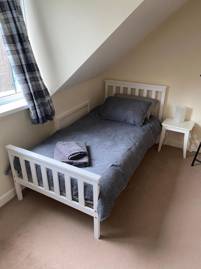 Cosy 3-Bedroom House, Stones Throw To Beach Weymouth Exteriör bild