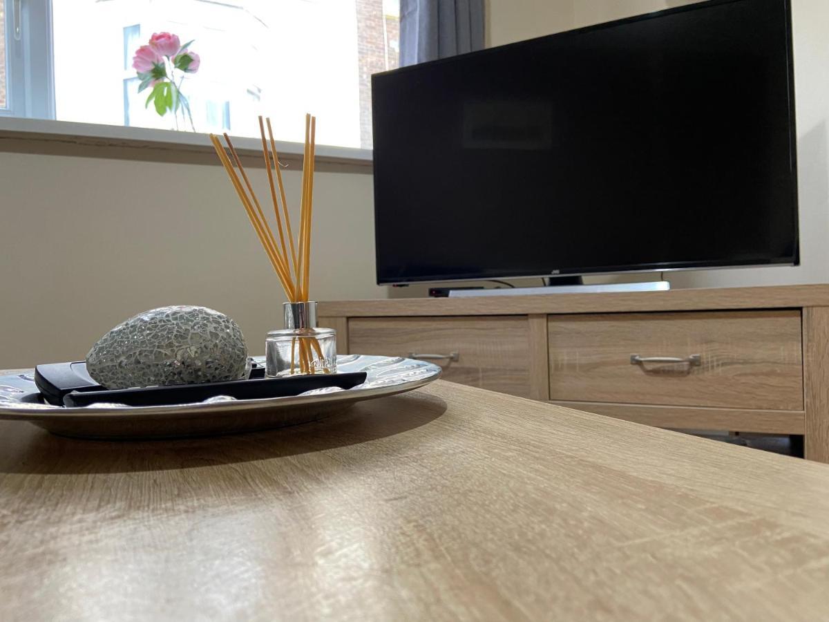Cosy 3-Bedroom House, Stones Throw To Beach Weymouth Exteriör bild